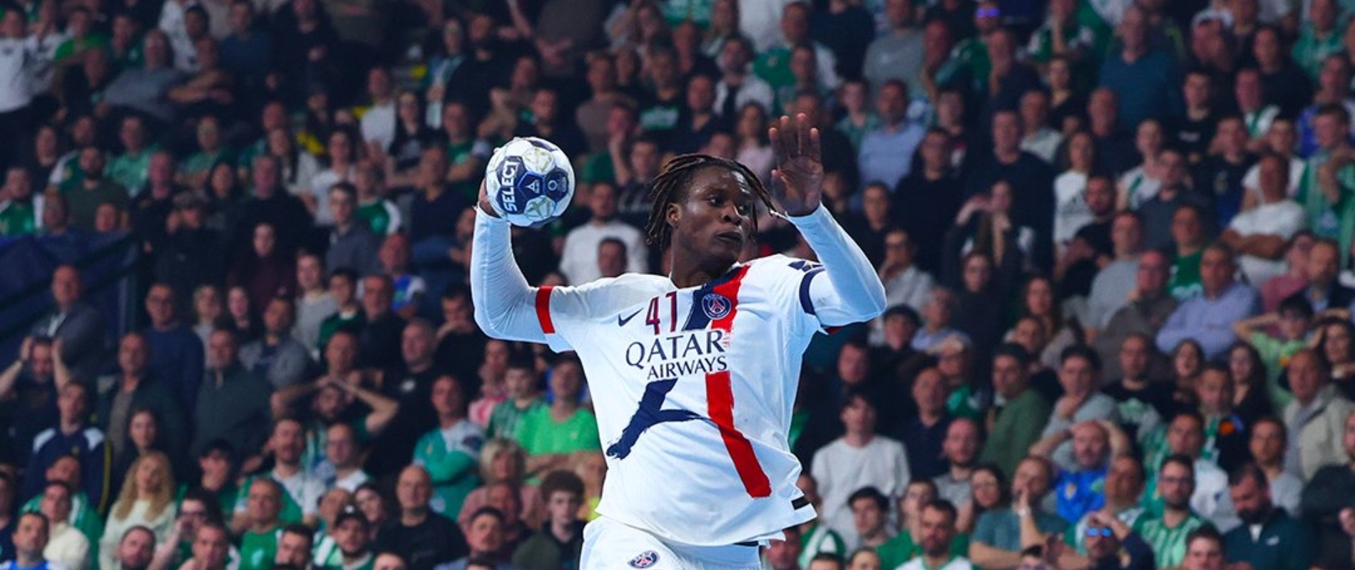 Paris accroché à Pelister