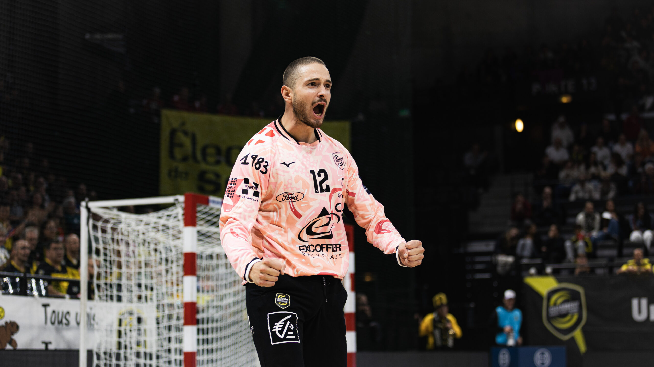 Victoire au buzzer pour les ‘Jaune &amp; Noir’ !